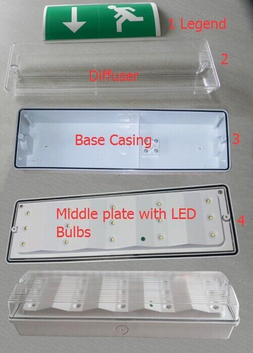 ไฟฉุกเฉินกันน้ําแบบชาร์จใหม่ 3W LED สถานที่ฝนกลางแจ้ง ABS Casing IP65 L102M