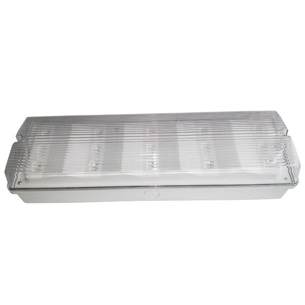 ไฟฉุกเฉินกันน้ําแบบชาร์จใหม่ 3W LED สถานที่ฝนกลางแจ้ง ABS Casing IP65 L102M