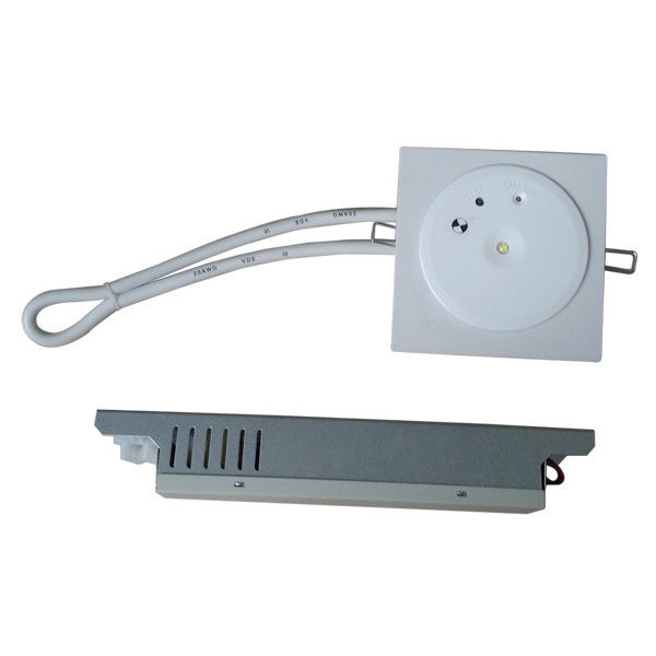 หลอดฉุกเฉิน LED หลังคาพาณิชย์ที่ไม่รักษาแบบชาร์จใหม่ พร้อมแบตเตอรี่สํารอง 220V 240V การรับประกัน 3 ปี