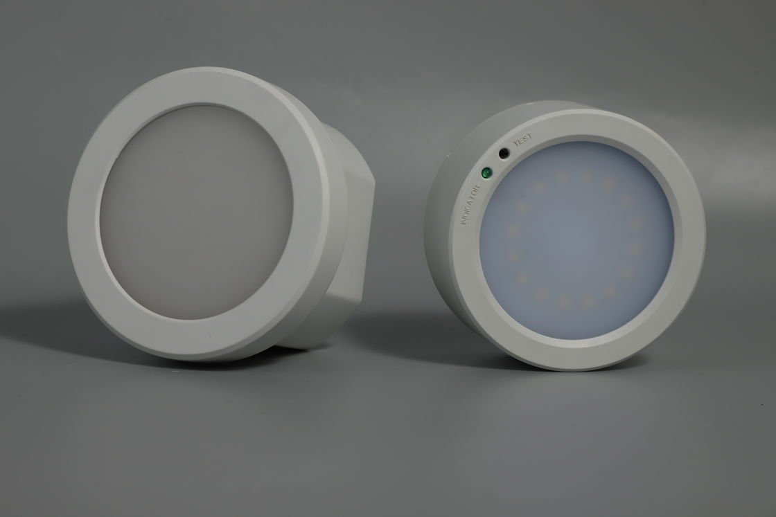 ไฟฉุกเฉิน LED แบบชาร์จไฟได้ IP65 3W รับประกัน 3 ปี แบตเตอรี่ Ni-Cd L128MN-B